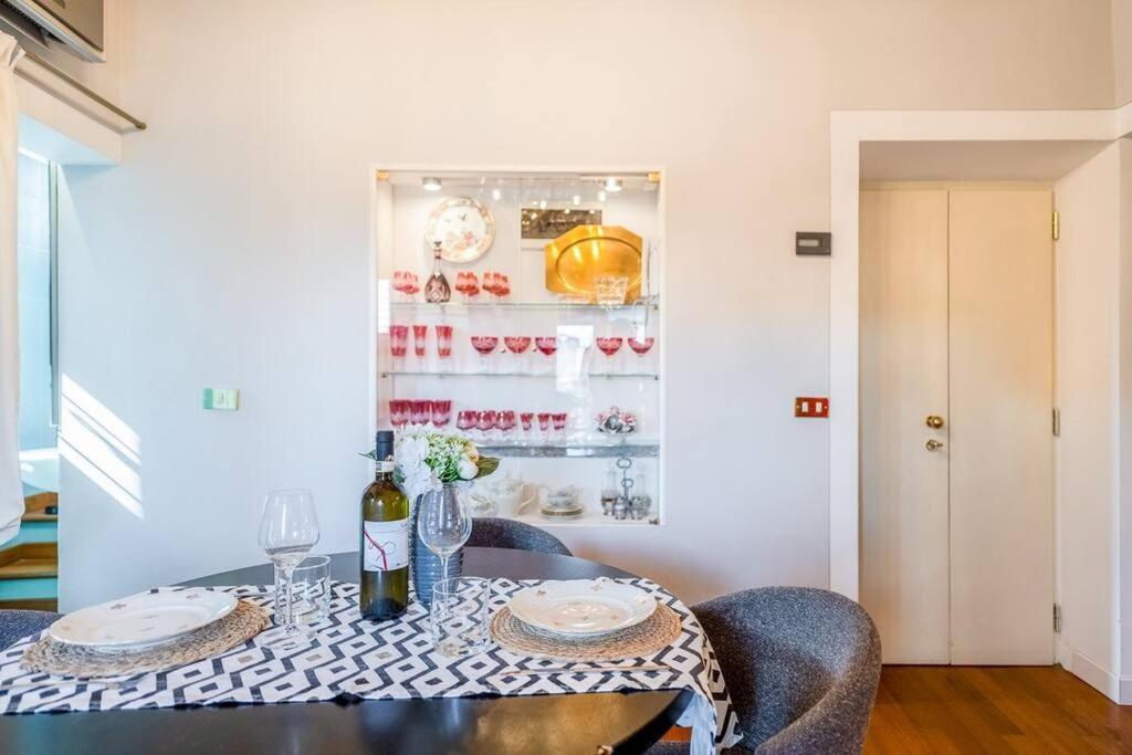 Duomo - Prestigious Penthouse With Panoramic View Lejlighed Milano Eksteriør billede
